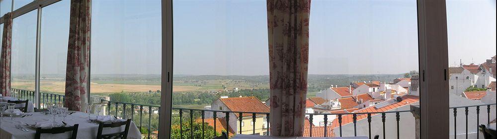 Hotel Solar Dos Lilases Mora Buitenkant foto